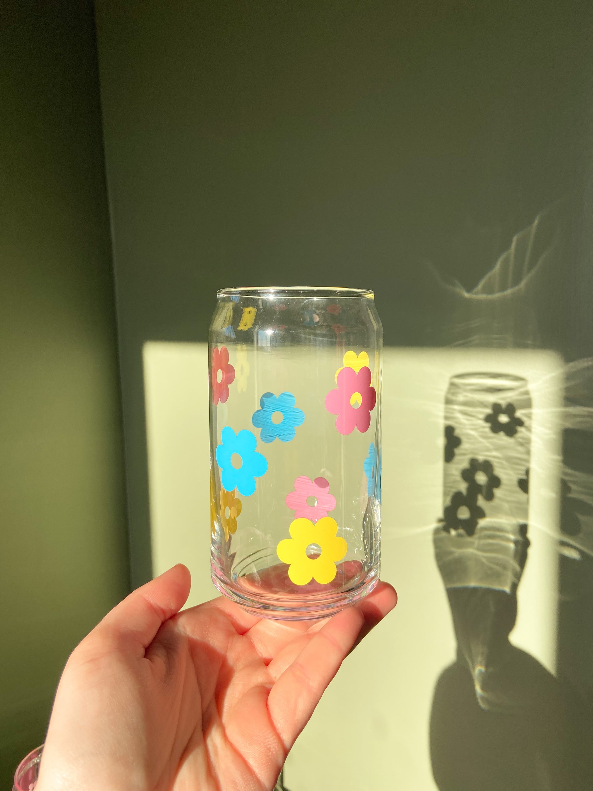 Retro Flowers Multicolor Beer Can Glass